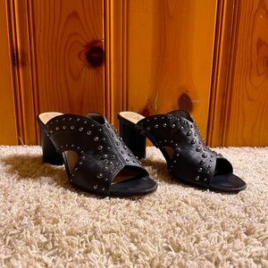 ✨ Vintage Vince Camuto 3 1/2” Wedge Mules Sandals Black Leather sz 11 SHOES!